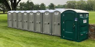 Best ADA-Compliant Portable Toilet Rental  in Chanute, KS