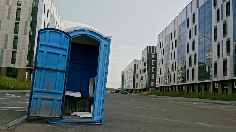 Best Deluxe Portable Toilet Rental  in Chanute, KS